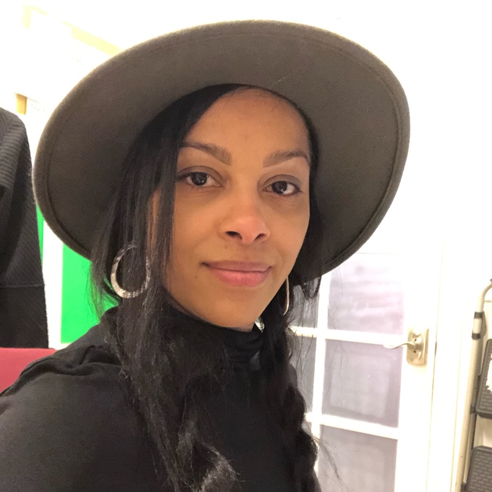 Meet your Posher, Tara